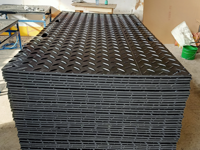 PE materi plastic heavy duty excavator ground cover protect mat anti slip