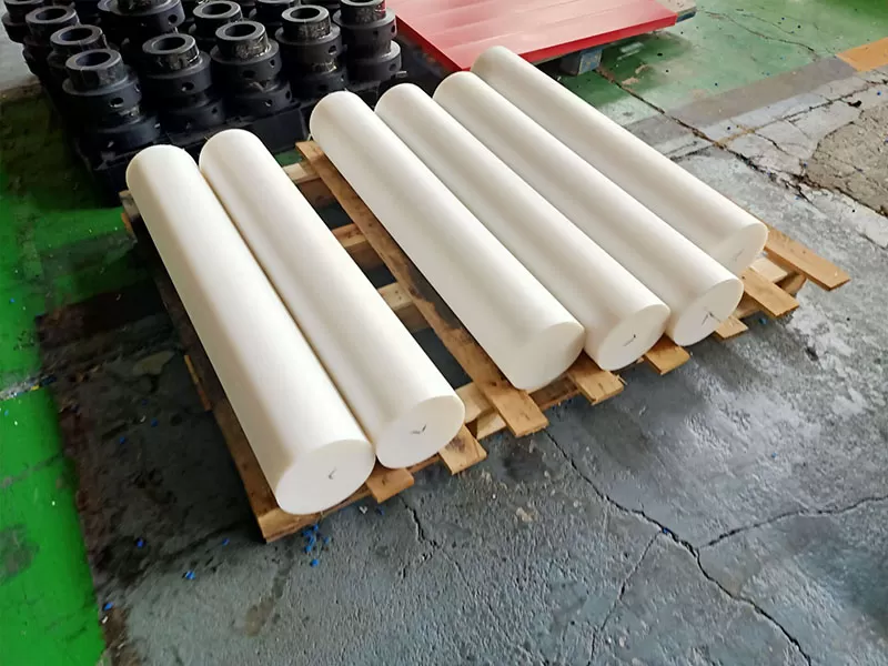 Factory custom various sizes various colors round extrusion industrial round hard soft silicone rubber rod silicone sponge rod