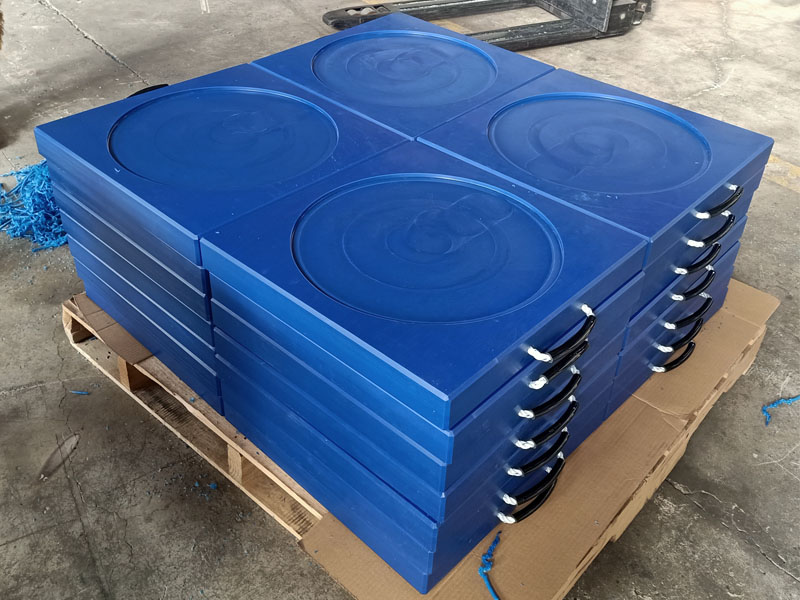 Colorful Recycled UHMWPE Crane Outrigger Pads Crane Outrigger Pad Plastic UHMWPE Outrigger Jack Pad